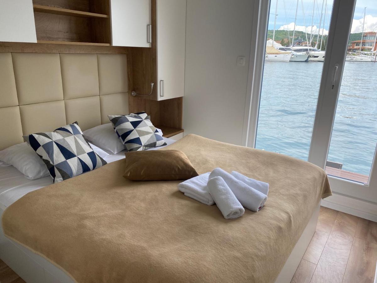 Floating House Mm, Marina Portorozヴィラ エクステリア 写真