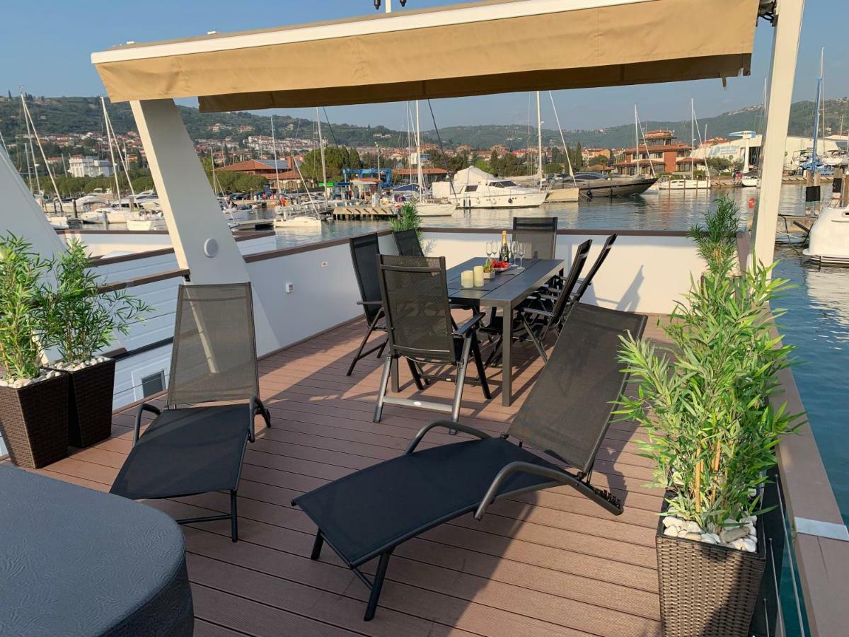Floating House Mm, Marina Portorozヴィラ エクステリア 写真