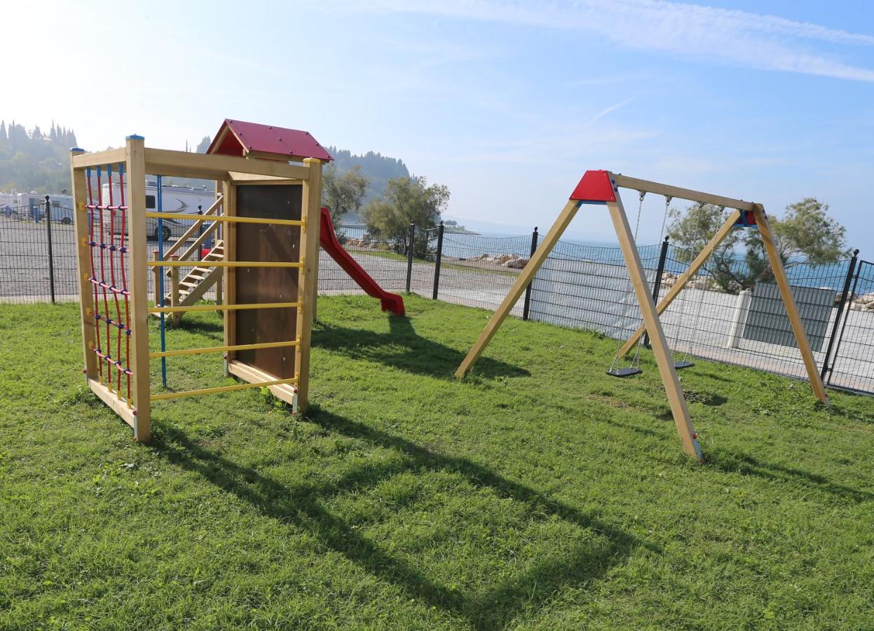 Floating House Mm, Marina Portorozヴィラ エクステリア 写真